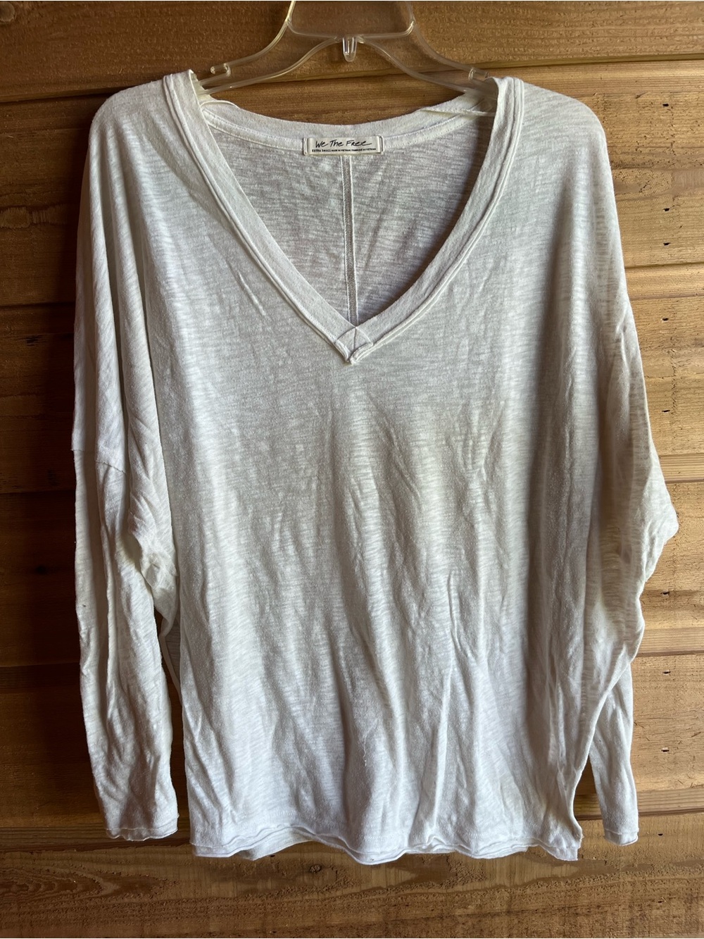 WE THE FREE - Lightweight V-Neck Slub Long Sleeve Top - White